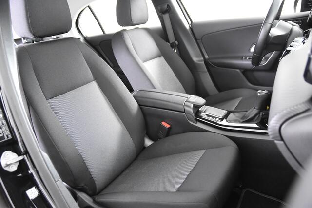 Mercedes-Benz A-KLASSE 180 Business Solution