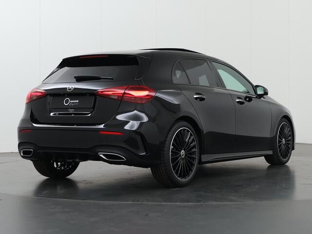 Mercedes-Benz A-KLASSE 180 Business Solution AMG | Panoramadak | Multibeam led | Nightpakket | Sfeerverlichting | Apple carplay / Android auto | 360 graden camera