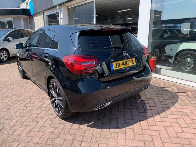 Mercedes-Benz A-KLASSE 180 d Lease Edition AUT. Airco Cruise PDC Navi Bluetooth