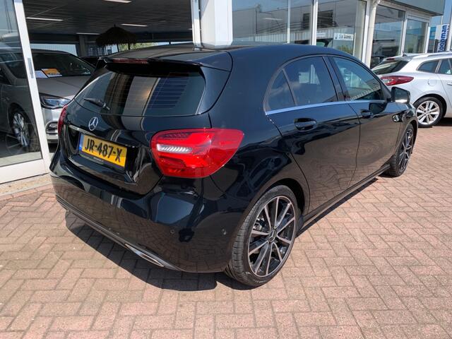 Mercedes-Benz A-KLASSE 180 d Lease Edition AUT. Airco Cruise PDC Navi Bluetooth