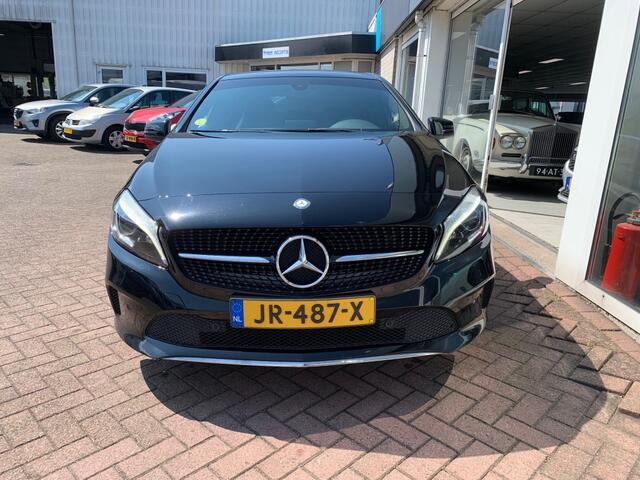 Mercedes-Benz A-KLASSE 180 d Lease Edition AUT. Airco Cruise PDC Navi Bluetooth