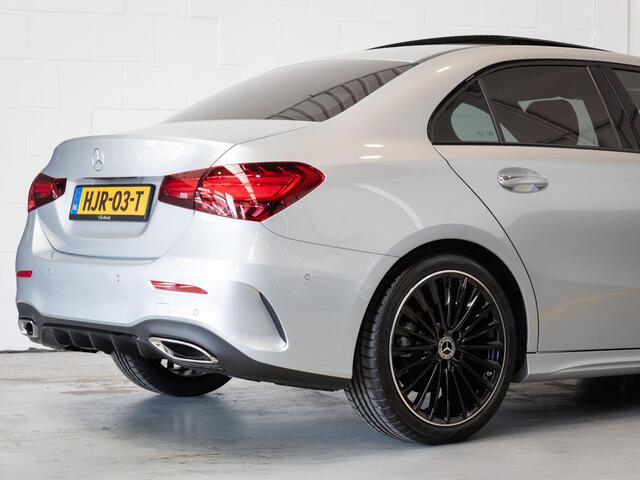 Mercedes-Benz A-KLASSE Limousine 180 Star Edition AMG Line PLUS Panorama dak