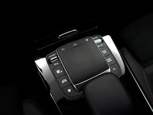 Mercedes-Benz A-KLASSE AMG Street Style Edition Aut- Panoramadak, Aero Package, Xenon Led, Alcantara Sport Interieur