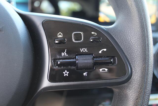 Mercedes-Benz A-KLASSE 160//Navi//Cruise//Camera!!