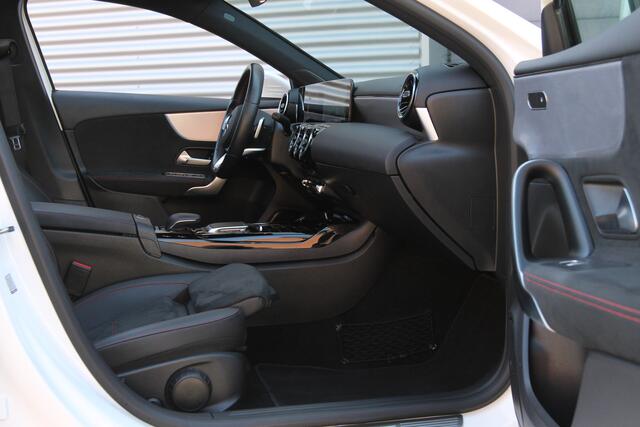 Mercedes-Benz A-KLASSE AMG 45 4MATIC+ I AUT. I 388 PK I CAMERA I PANO.DAK