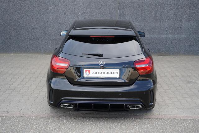 Mercedes-Benz A-KLASSE AMG 45 4MATIC facelift / Camera/ Carplay/ Sportuitlaat!