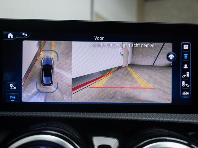 Mercedes-Benz A-KLASSE Hatchback 180 Star Edition AMG Limited Premium PLUS | Panorama dak