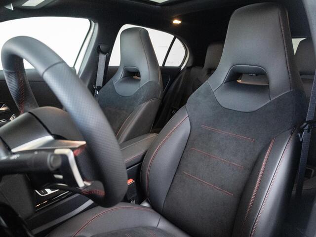 Mercedes-Benz A-KLASSE Hatchback 180 Star Edition AMG Panorama dak