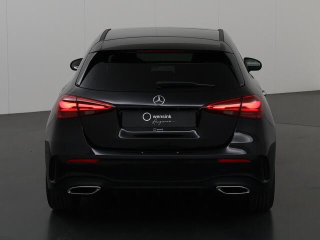 Mercedes-Benz A-KLASSE 180 Business Solution AMG Panoramadak | Multibeam led | Nightpakket | Sfeerverlichting |