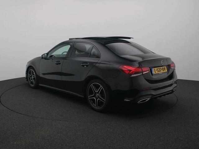 Mercedes-Benz A-KLASSE 180 Business Solution AMG AMG Line | Night Pakket | Panorama Schuif-Kanteldak | Sfeerverlichting. Inclusief 24 maanden Mercedes-Benz Certified garantie voor Europa.