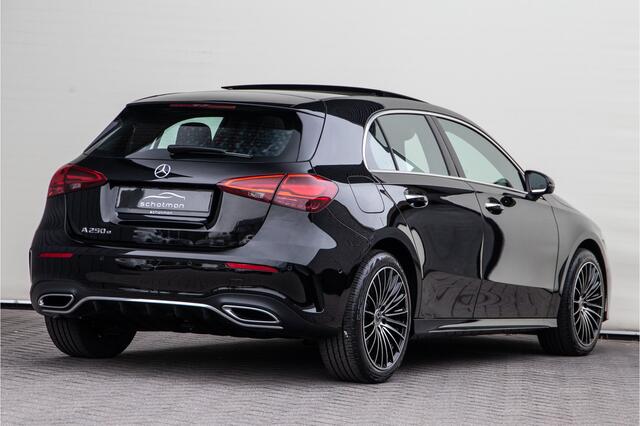Mercedes-Benz A-KLASSE 250 e AMG Premium, Facelift, Pano, Camera, Widescreen, 2024 Hybrid