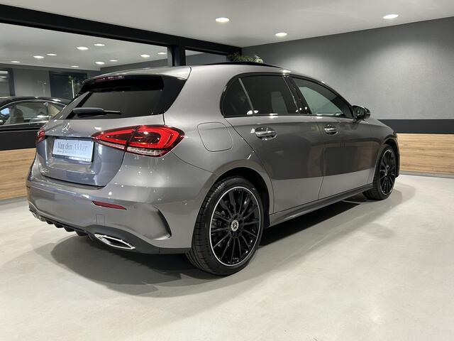 Mercedes-Benz A-KLASSE 250e AMG // Panoramadak // Memory // MultiBeam LED // 19" AMG // Sfeerverlichting // Nightpakket