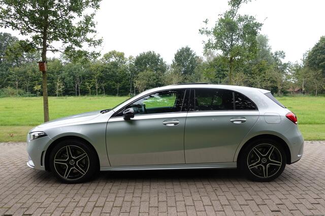Mercedes-Benz A-KLASSE 250 e Premium Plus AMG | Pano | 360 graden camera | Led |