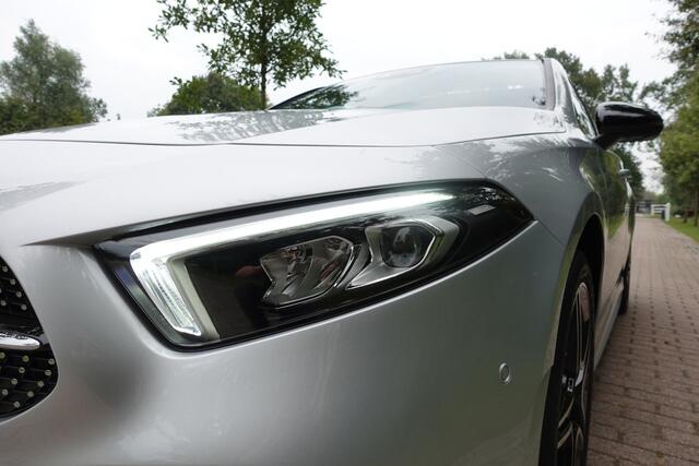 Mercedes-Benz A-KLASSE 250 e Premium Plus AMG | Pano | 360 graden camera | Led |