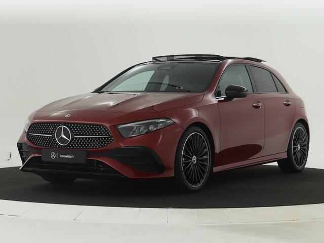 Mercedes-Benz A-KLASSE 180 Star Edition AMG Line | Nightpakket | Dodehoekassistent | Parkeerpakket met achteruitrijcamera | KEYLESS GO | Extra USB-poorten | Sfeerverlichting | Verwarmde stoelen vooraan | Spiegelpakket |