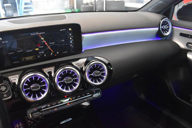 Mercedes-Benz A-KLASSE 180 AMG Sfeer Pano Electr. Stoelen Advanced Audio