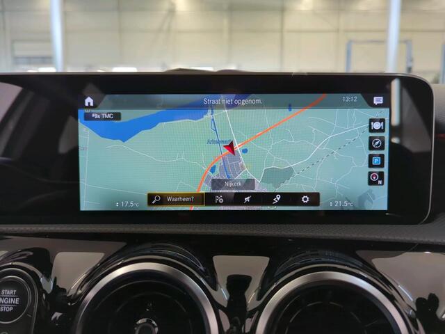 Mercedes-Benz A-KLASSE 200 AMG-Line Panoramadak Camera High-Performance-Led