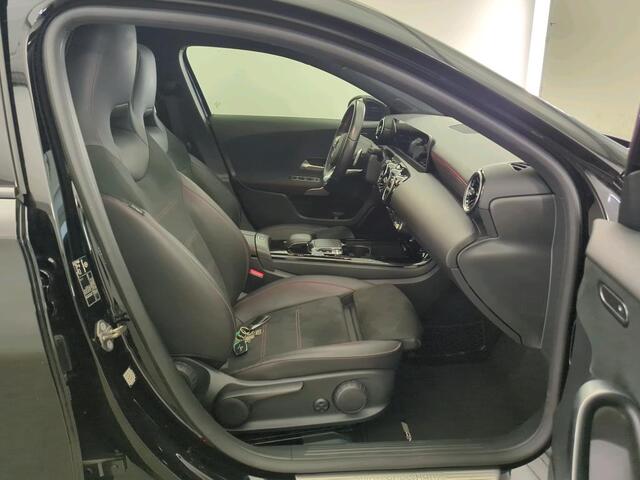 Mercedes-Benz A-KLASSE 200 AMG-Line Night Upgrade Panoramadak Camera