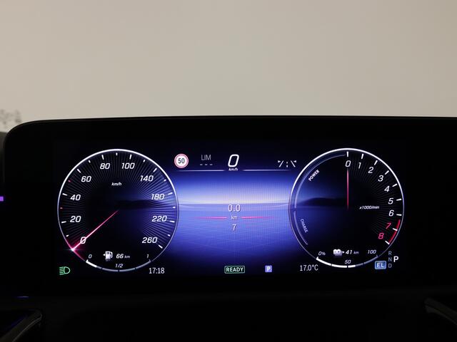 Mercedes-Benz A-KLASSE 250 e AMG NIghtpakket | Distronic | Keyless Go | Dode Hoek Ass | Sfeerverlichting | Alarm | Parkeerpakket met Camera | Inclusief 24 maanden Mercedes-Benz Certified garantie voor Europa.