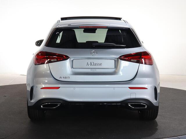 Mercedes-Benz A-KLASSE 180 Business Solution AMG | Panoramaschuifdak | Nightpakket | Achteruitrijcamera