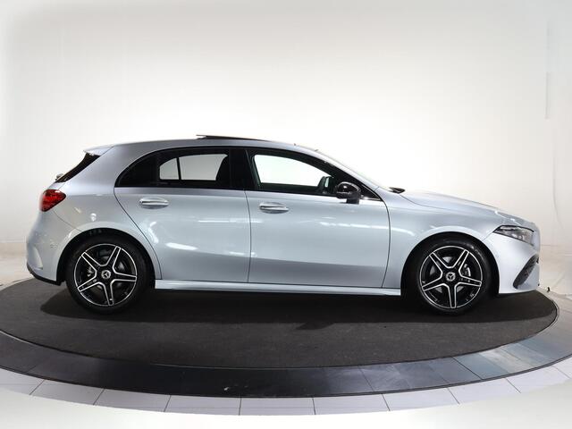 Mercedes-Benz A-KLASSE 180 Business Solution AMG | Panoramaschuifdak | Nightpakket | Achteruitrijcamera