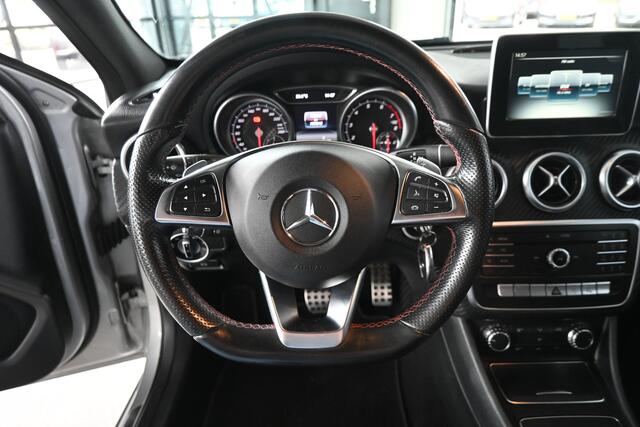 Mercedes-Benz A-KLASSE 160 Ambition AMG Automaat Navigatie LED Rijklaaprijs Inruil Mogelijk!