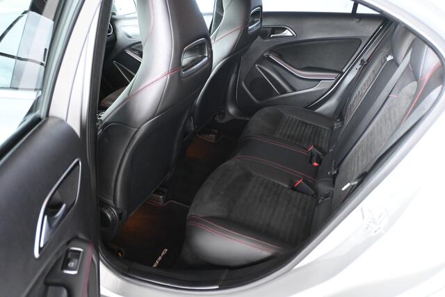 Mercedes-Benz A-KLASSE 160 Ambition AMG Automaat Navigatie LED Rijklaaprijs Inruil Mogelijk!