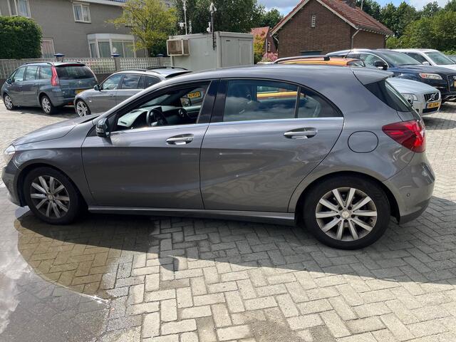 Mercedes-Benz A-KLASSE 180 Lease Edition Plus navi ecc parkeersensoren