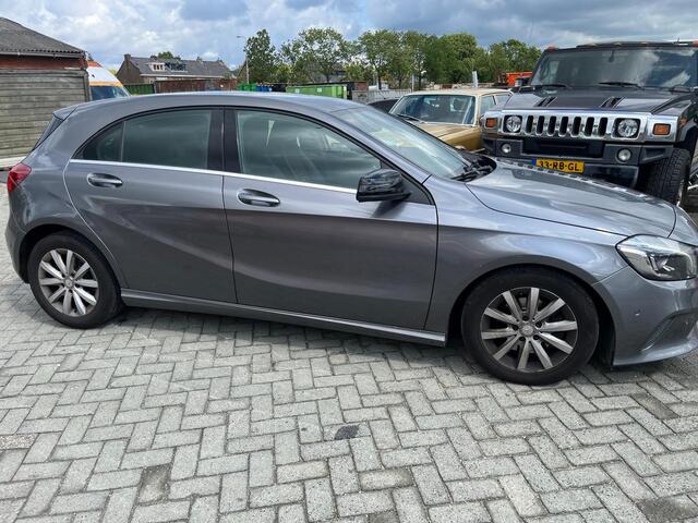 Mercedes-Benz A-KLASSE 180 Lease Edition Plus navi ecc parkeersensoren