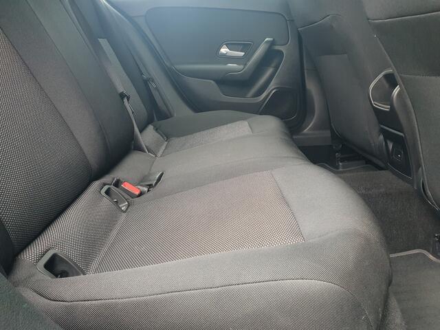 Mercedes-Benz A-KLASSE 160 AIRCO/CRUISE/CAMERA/DIG.DASH