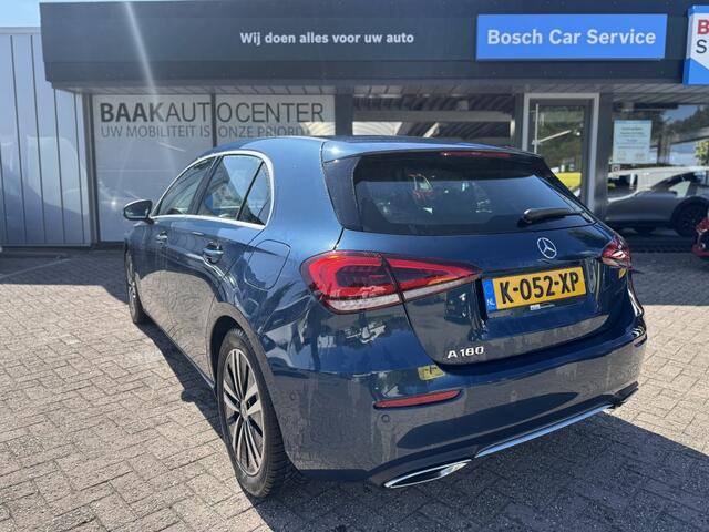 Mercedes-Benz A-KLASSE 180 Business solution Luxury | ACC | Camera | Leer