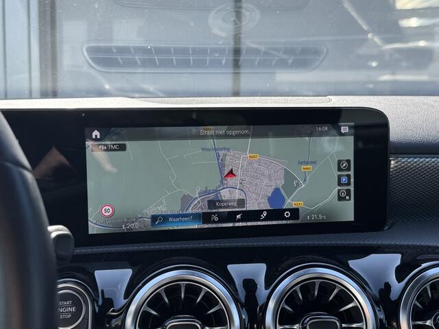 Mercedes-Benz A-KLASSE 180 Business solution Luxury | ACC | Camera | Leer
