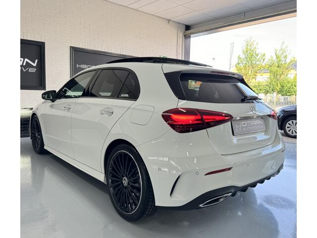 Mercedes-Benz A-KLASSE A 200 AMG Line Facelift 2023 PANO SFEER
