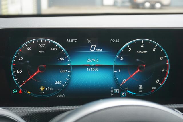 Mercedes-Benz A-KLASSE 180 Business Solution AMG Automaat | WideScreen | Camera | Origineel NL |