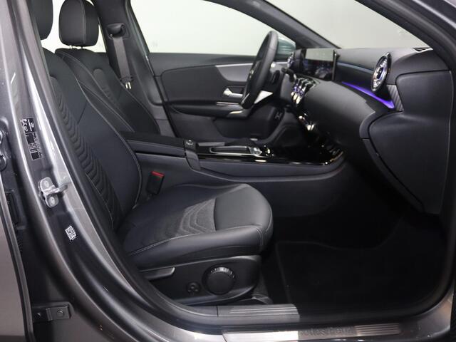 Mercedes-Benz A-KLASSE 250e Star Edition Luxury Line | DISTRONIC | Trekhaak | Dodehoekassistent