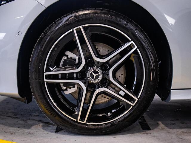 Mercedes-Benz A-KLASSE Hatchback 250 e Star Edition AMG Line Panorama dak