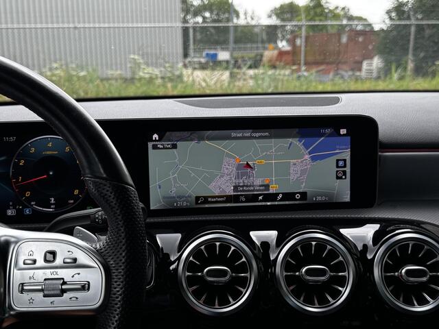 Mercedes-Benz A-KLASSE 250 Premium AMG Widescreen camera