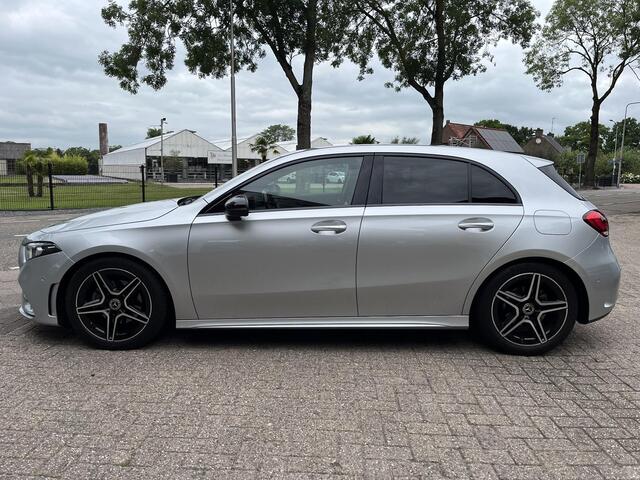 Mercedes-Benz A-KLASSE 180 Business Solution AMG Sfeerverlichting Camera