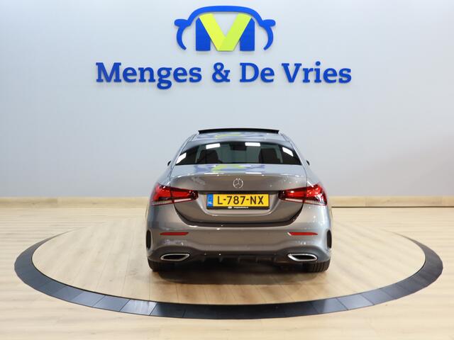 Mercedes-Benz A-KLASSE 180 Business Solution AMG Line | Airco ECC | LED | Camera | Sfeer | Navigatie | Cruise Control | Memory | Isofix | NAP |