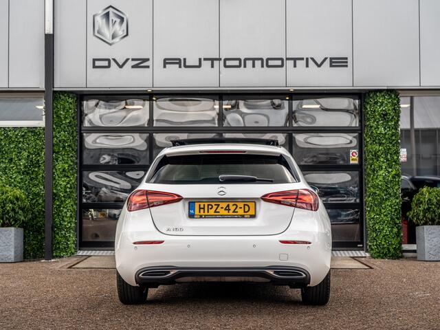 Mercedes-Benz A-KLASSE 180 Luxury Line | Pano | Sfeer | Facelift | BTW