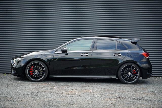 Mercedes-Benz A-KLASSE AMG 35 4MATIC Edition 1 / Pano / Adaptive Cruise / Burmester