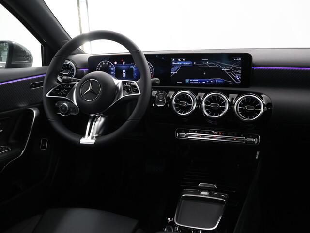 Mercedes-Benz A-KLASSE 250e Star Edition Luxury Line | Panoramaschuifdak | Trekhaak | Achteruitrijcamera