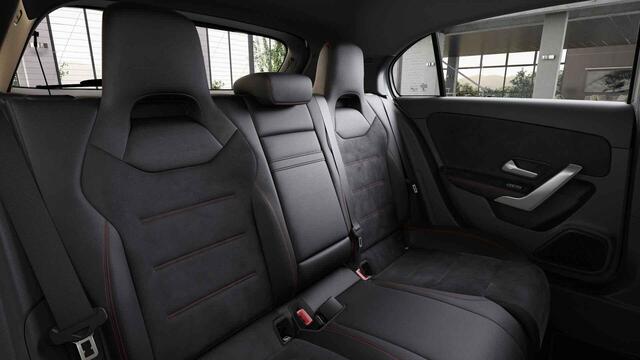 Mercedes-Benz A-KLASSE 250 e Business Solution AMG | Stoelverwarming | Panoramadak |