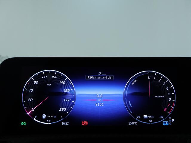 Mercedes-Benz A-KLASSE 250 e Star Edition | Trekhaak | Dodehoekassistent | Parkeerpakket met Camera | Stoelverwarming | DAB | LED | Extra USB-poorten | Spiegelpakket | Zitcomfortpakket | Comfortstoelen voor |