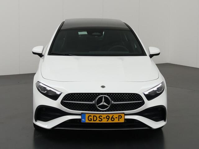 Mercedes-Benz A-KLASSE 180 AMG Line | Night | Panoramadak |