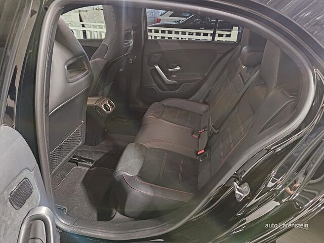 Mercedes-Benz A-KLASSE 200 164pk AMG Line Premium Plus Edition DCT 120kw Panoramadak