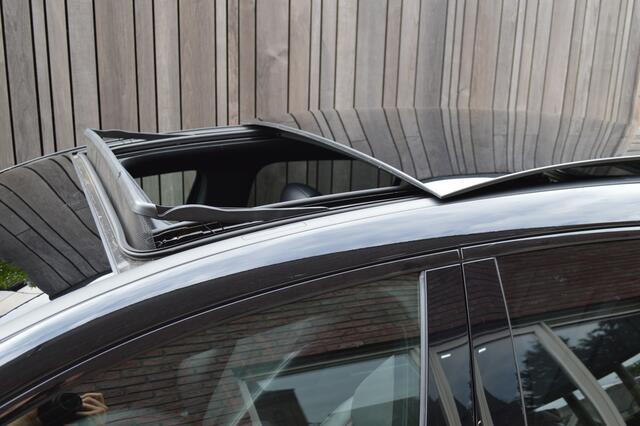 Mercedes-Benz A-KLASSE 250 e AMG Led Panorama Distronic Burmester Camera 360 Night Pdc