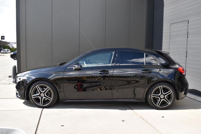 Mercedes-Benz A-KLASSE 180 Business Solution AMG | AUTOMAAT | SFEER-VERLICHTING | CAMERA | NAVI | CRUISE CONTROL | STOELVERWARMING | CLIMATE CONTROL | PDC | LMV