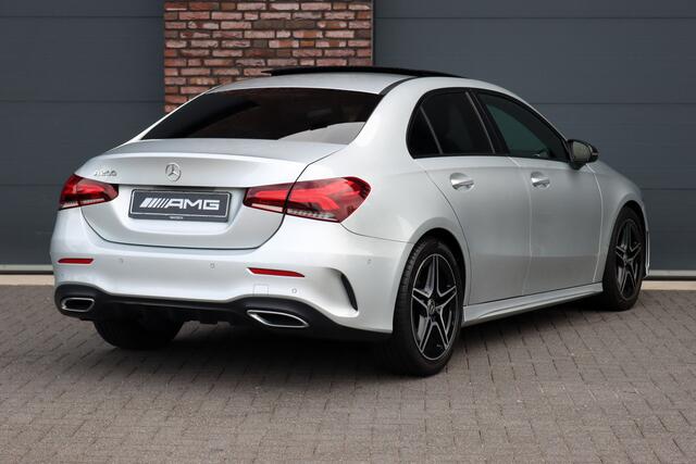 Mercedes-Benz A-KLASSE 200 Business Solution AMG | Panoramadak | Camera | Night Pakket | High Performance Led | Widescreen | Regensensor |