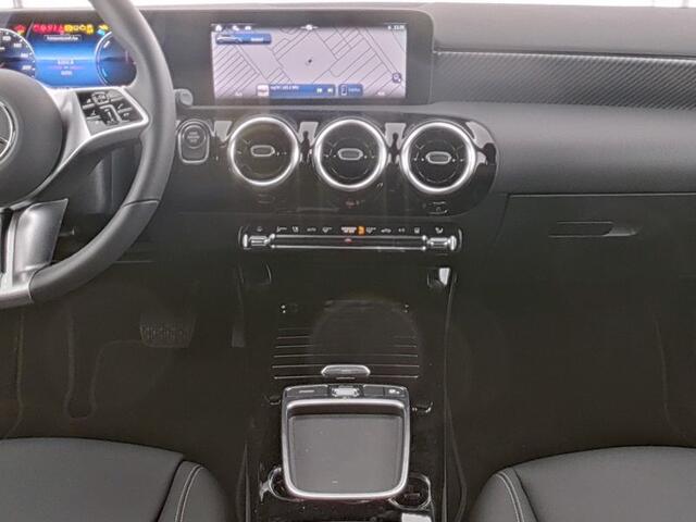 Mercedes-Benz A-KLASSE 250 e Plug-In Hybride Progressive Line Advanced | Night Pakket | Ledkoplampen.